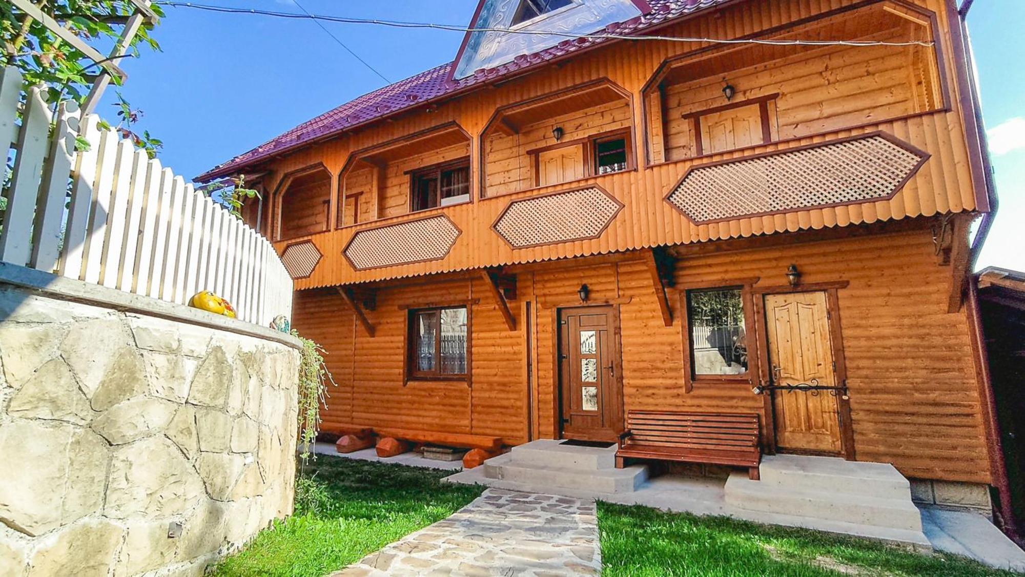 Котедж Біля Лісу Γιαρέμτσε Εξωτερικό φωτογραφία
